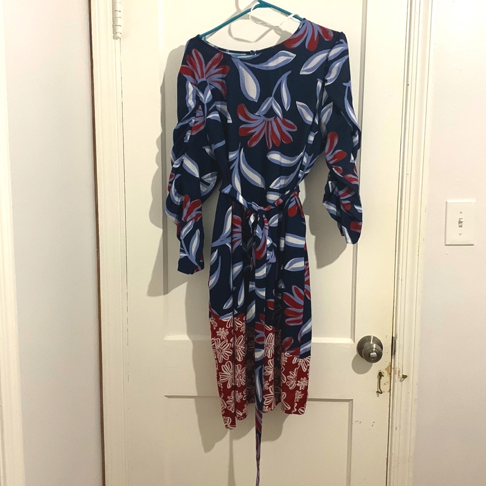 Eloquii Size 20 mixed pattern dress blues and burgundy/wine.